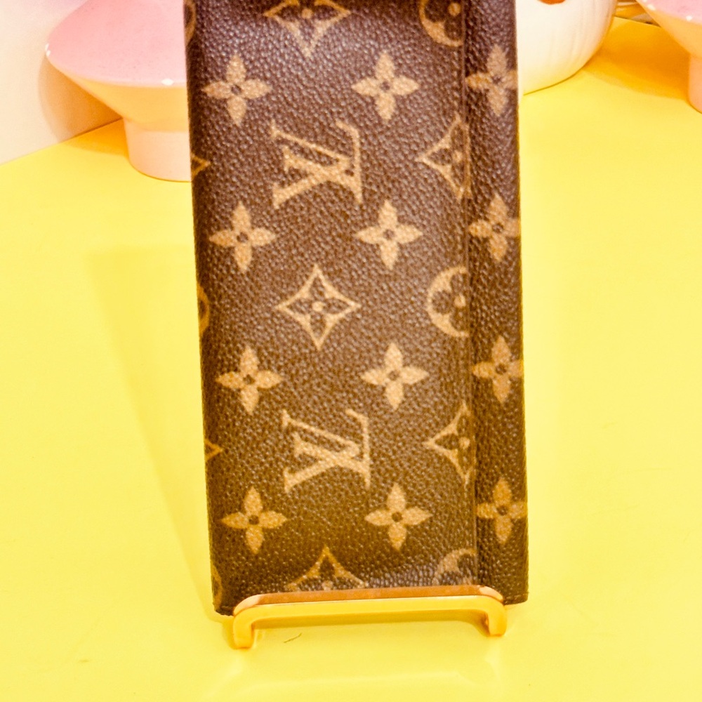 Louis Vuitton Brown Monogram clutch wallet - Picture 3 of 13